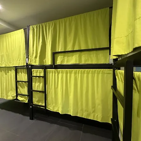 Madriz Hostel-2